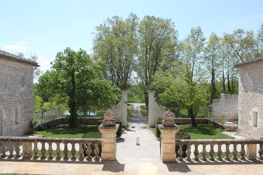 Chateau Secretary Монфланкен Екстер'єр фото